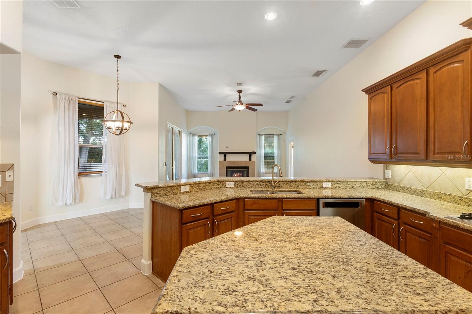 Image 17 of 67 For 215 Juniper Ridge Court