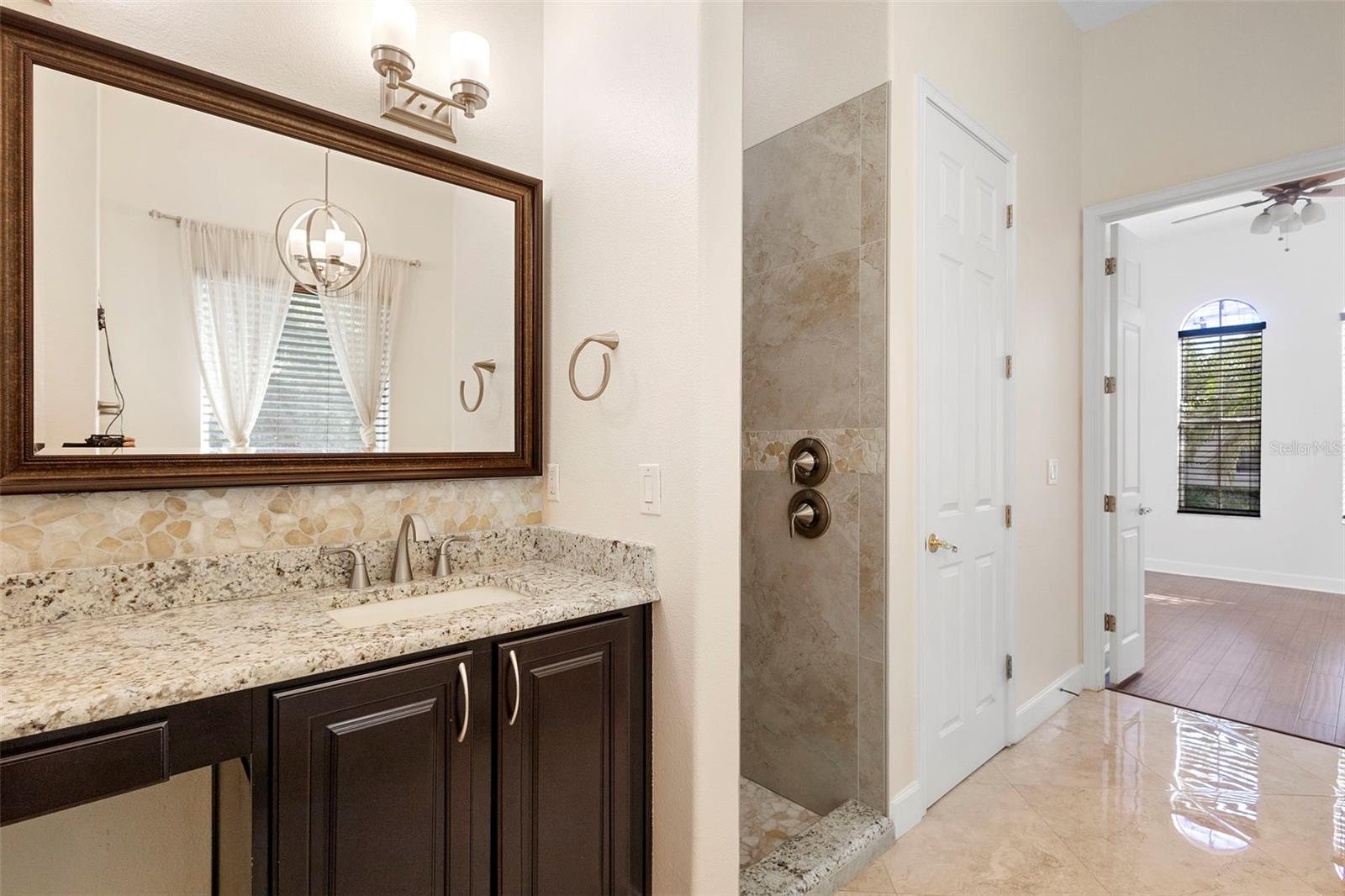 Image 33 of 67 For 215 Juniper Ridge Court
