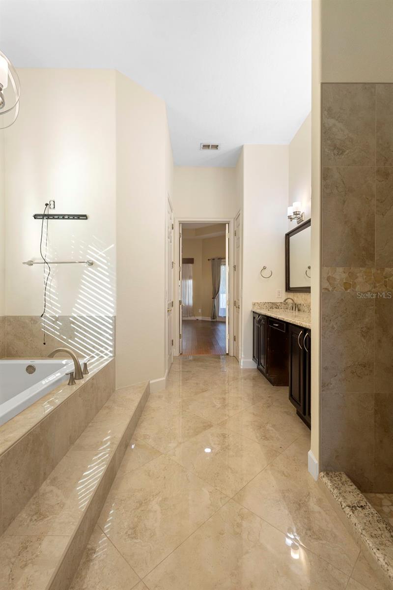 Image 40 of 67 For 215 Juniper Ridge Court