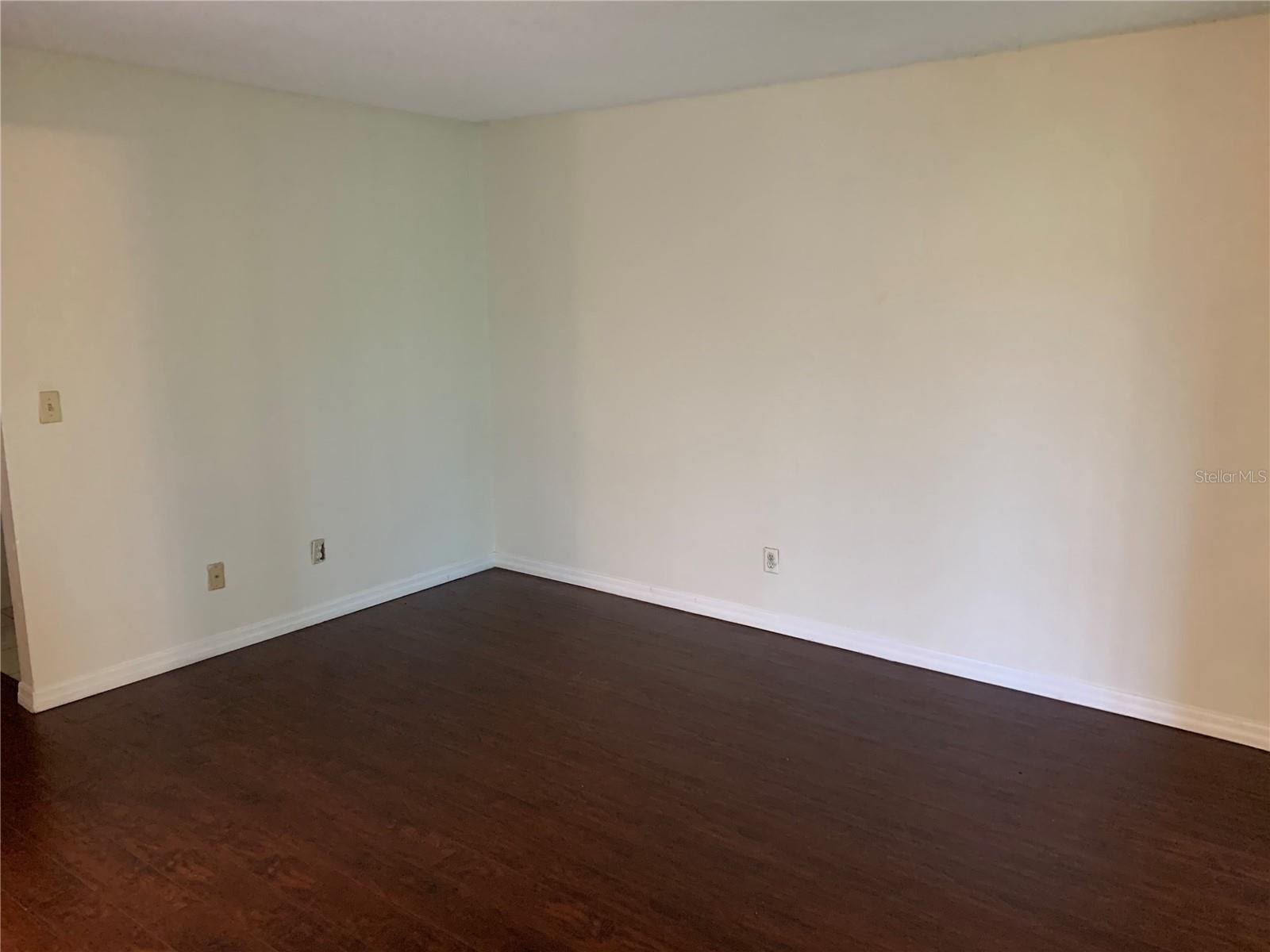 Image 7 of 22 For 9926 Turf Way 8