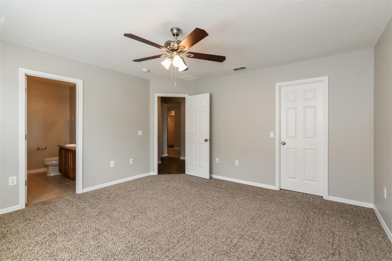 Image 9 of 15 For 511 Elderberry Drive