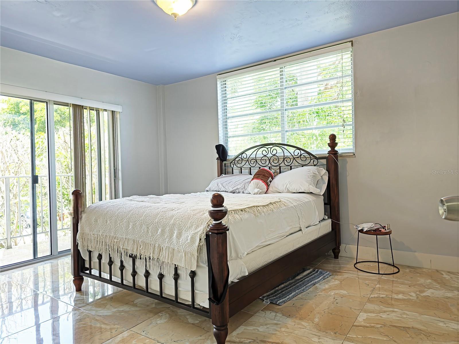 Image 5 of 16 For 1820 James Avenue 2f
