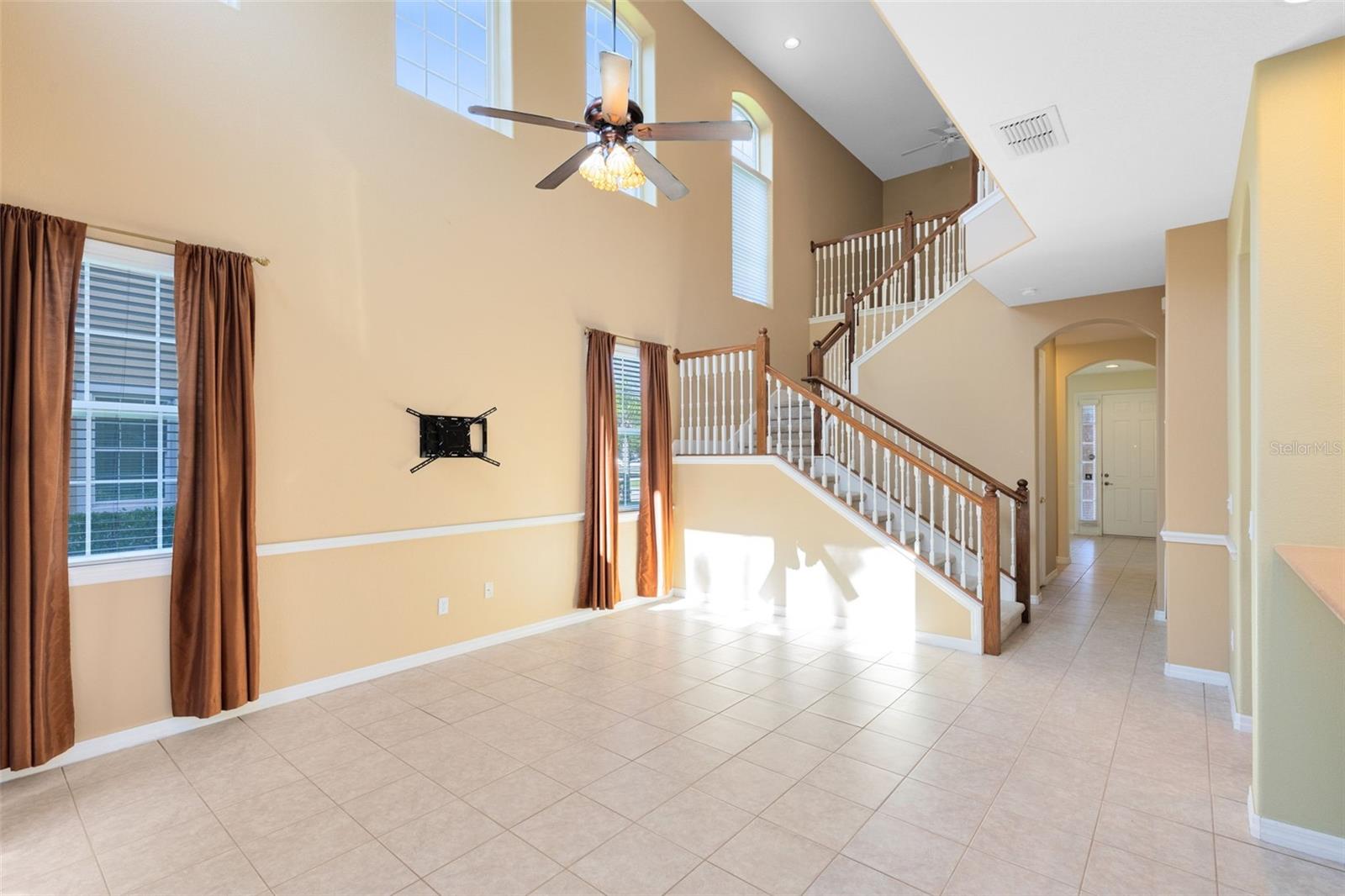 Image 9 of 33 For 2153 Cypress Villas Drive