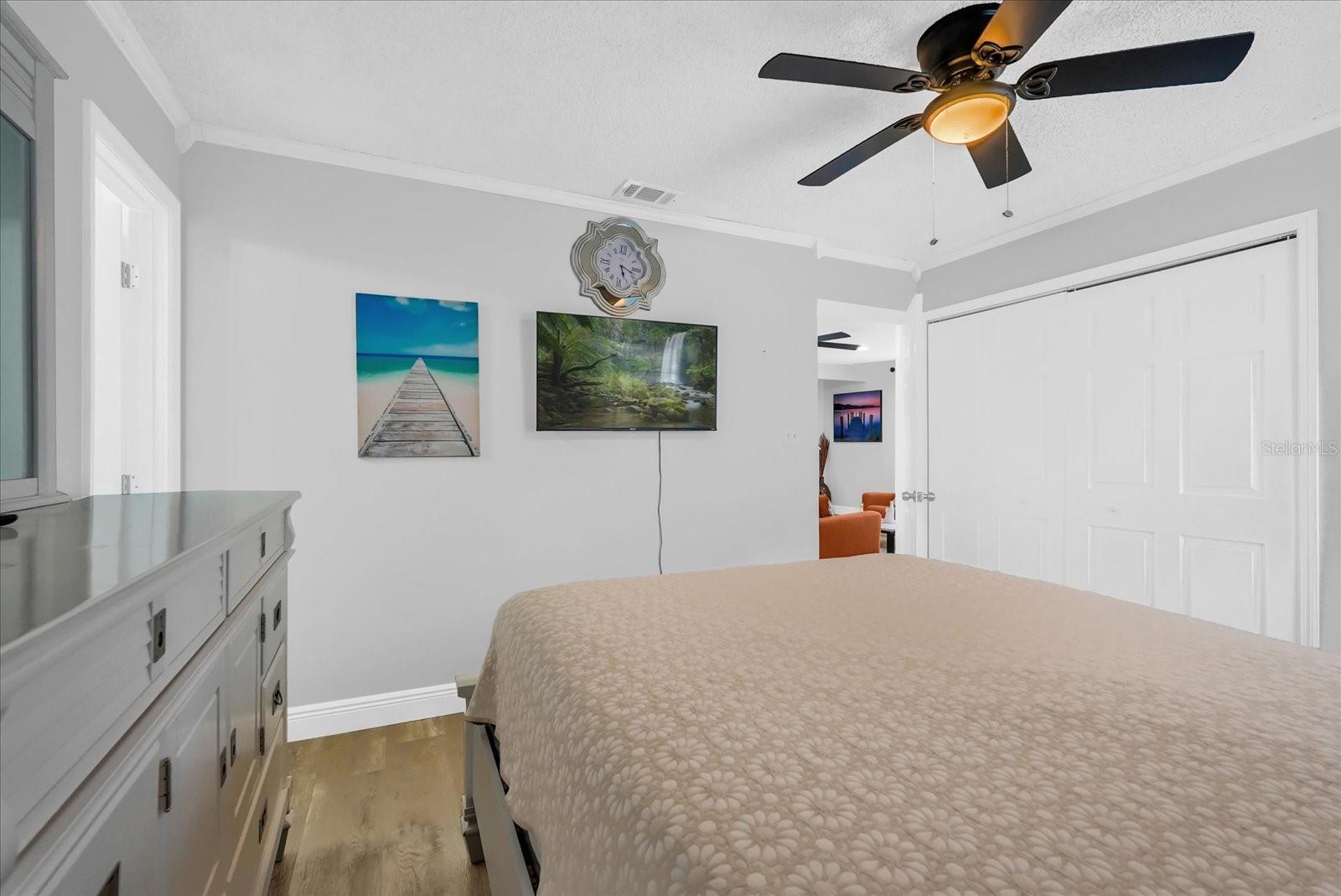 Image 10 of 21 For 508 Boxelder Avenue