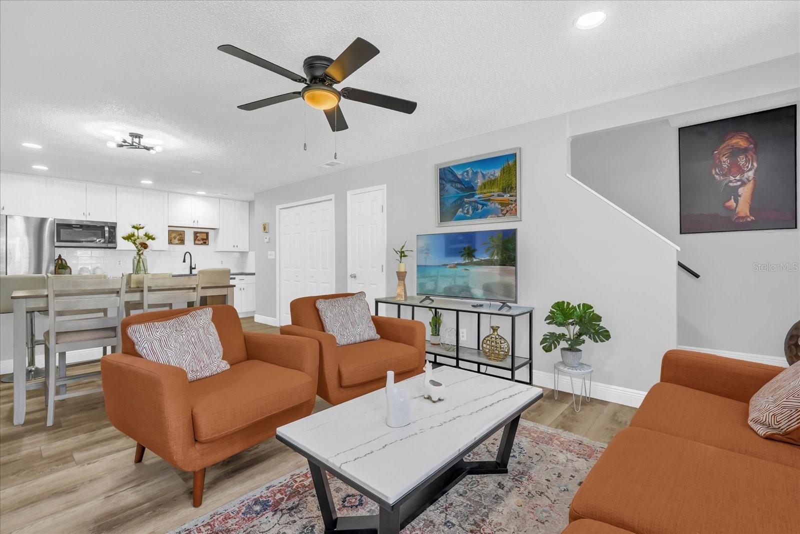 Image 2 of 21 For 508 Boxelder Avenue
