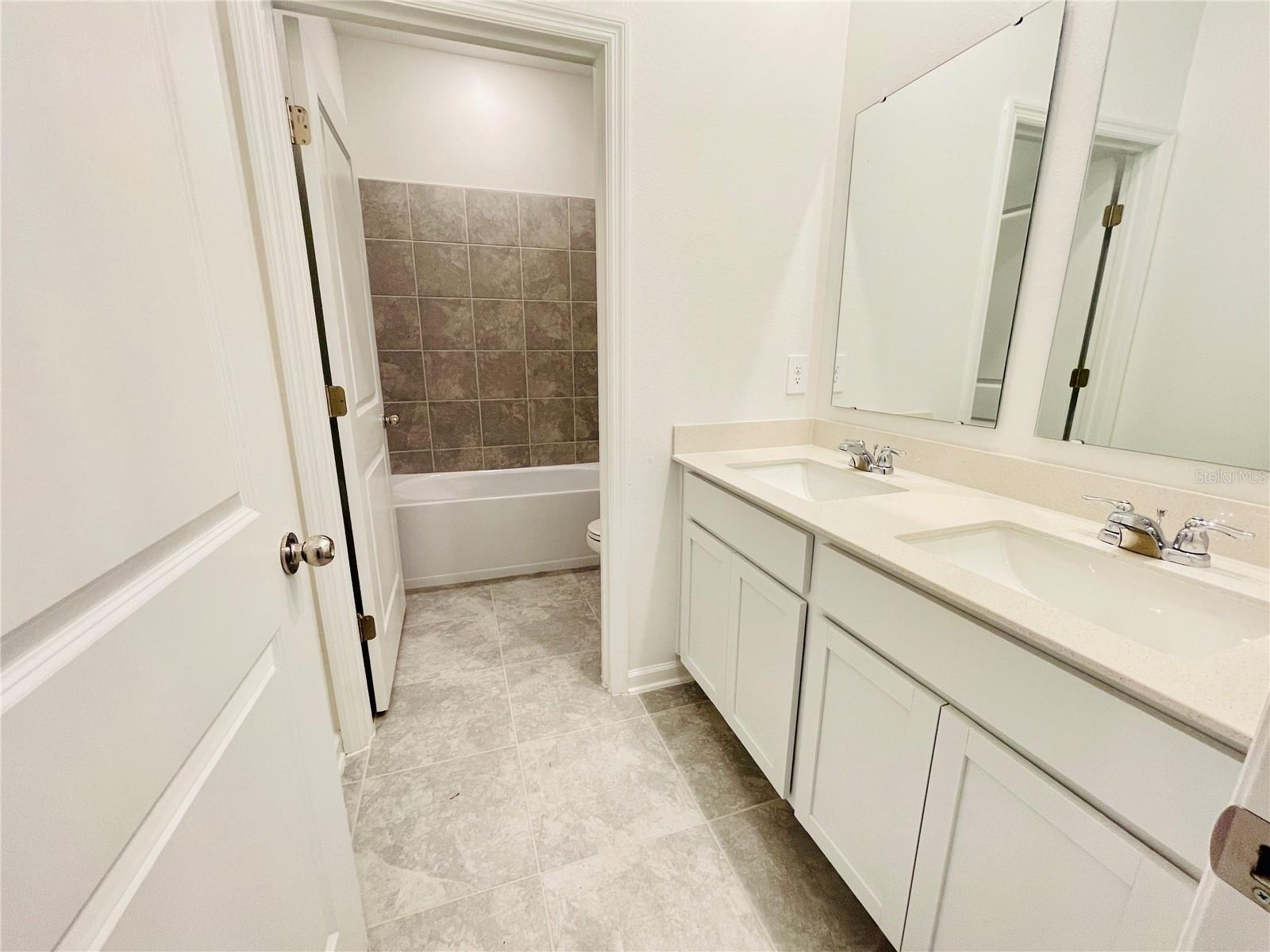 Image 15 of 22 For 1424 Brentwood Drive