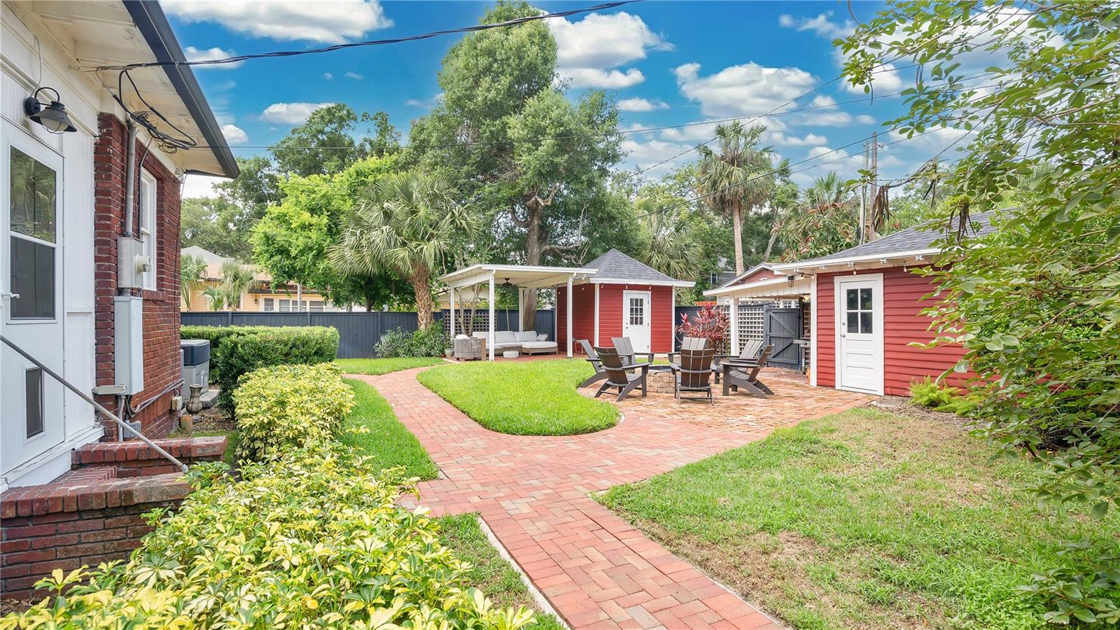 Image 33 of 46 For 900 Palmetto Avenue
