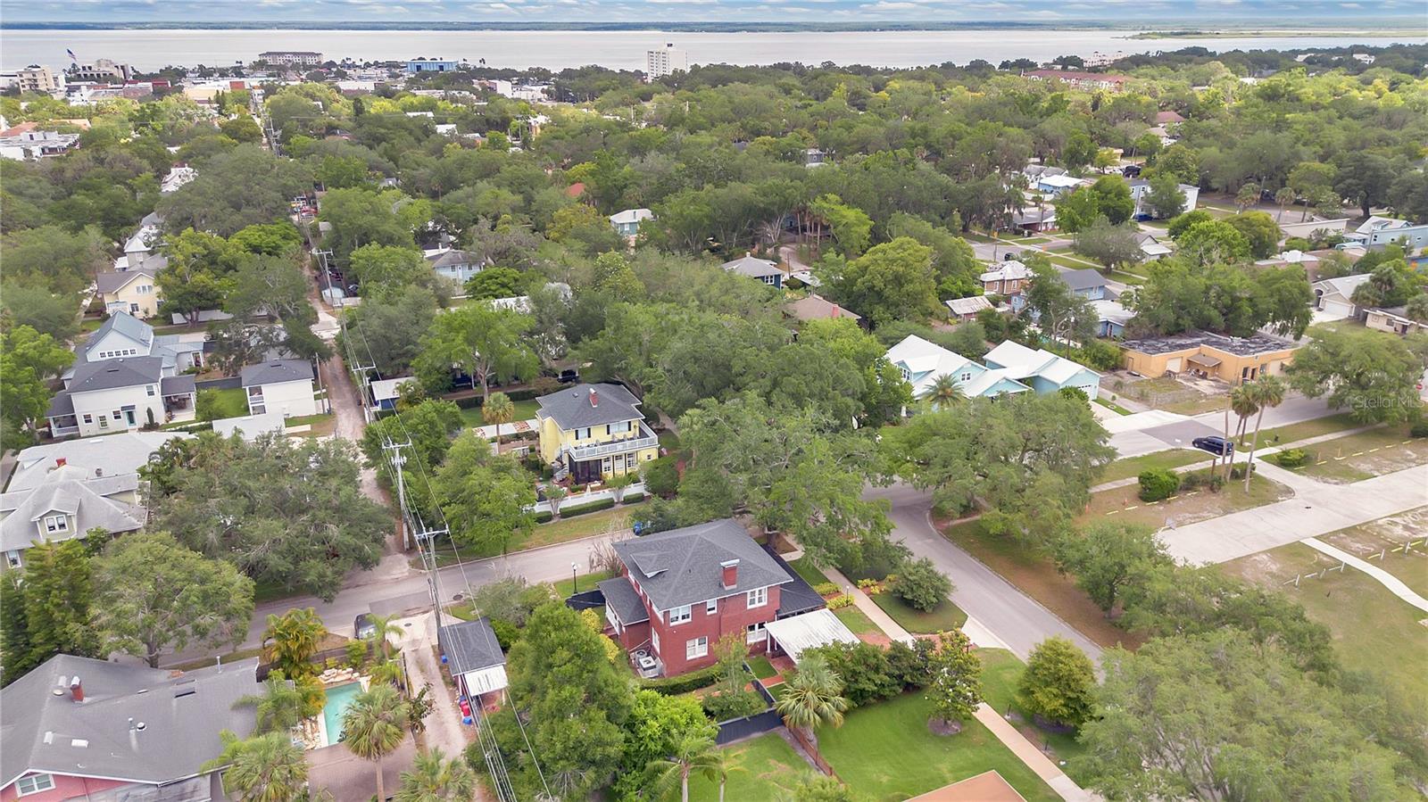 Image 42 of 46 For 900 Palmetto Avenue