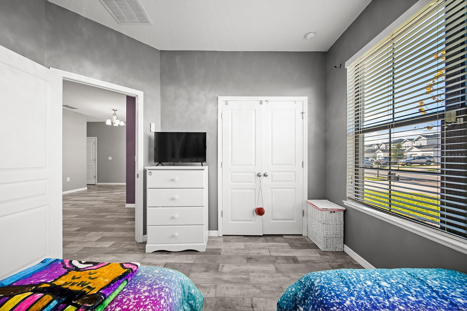 Image 29 of 39 For 997 La Mirada Court