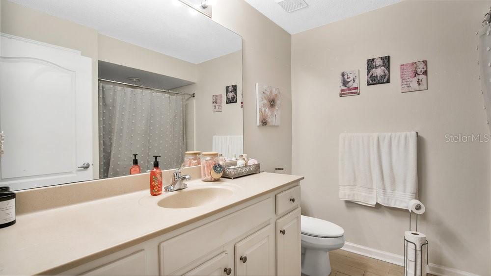 Image 16 of 35 For 12220 Wild Iris Way 103