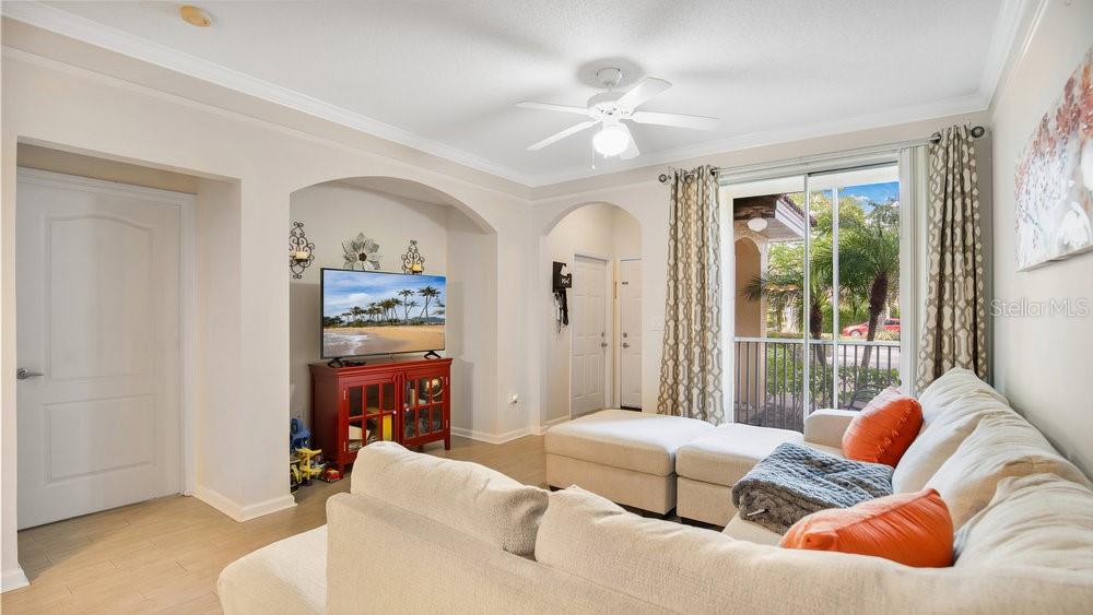 Image 3 of 35 For 12220 Wild Iris Way 103