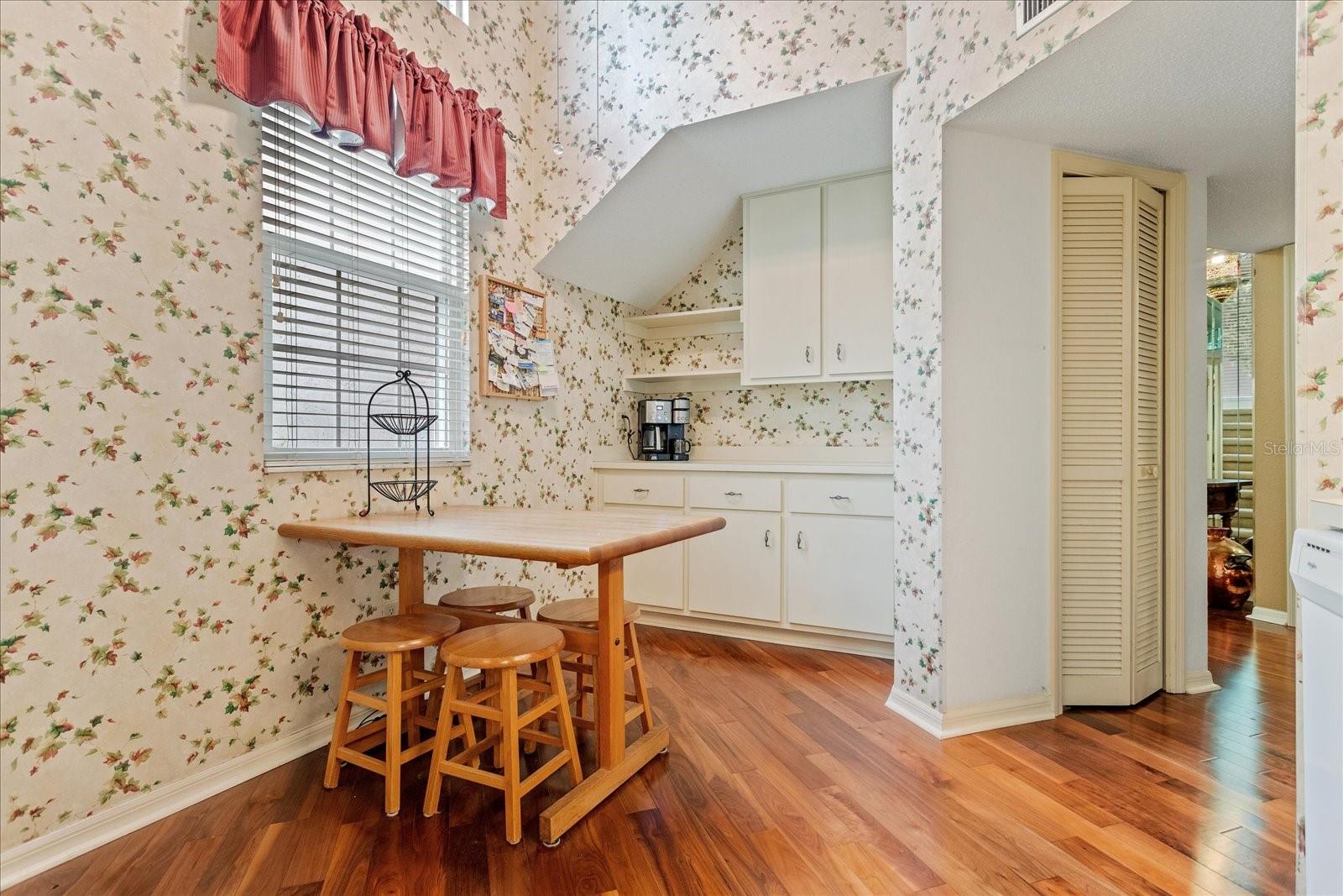 Image 8 of 45 For 3987 Lancashire Lane 3987