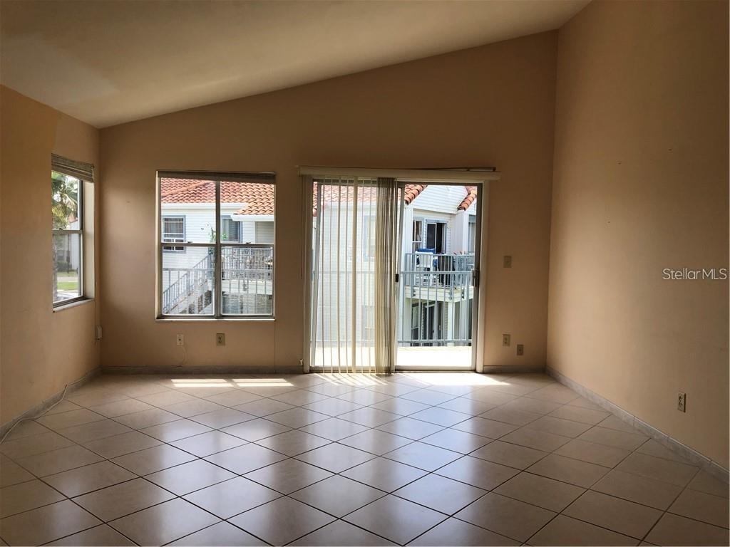 Image 4 of 12 For 2524 Woodgate Boulevard 201