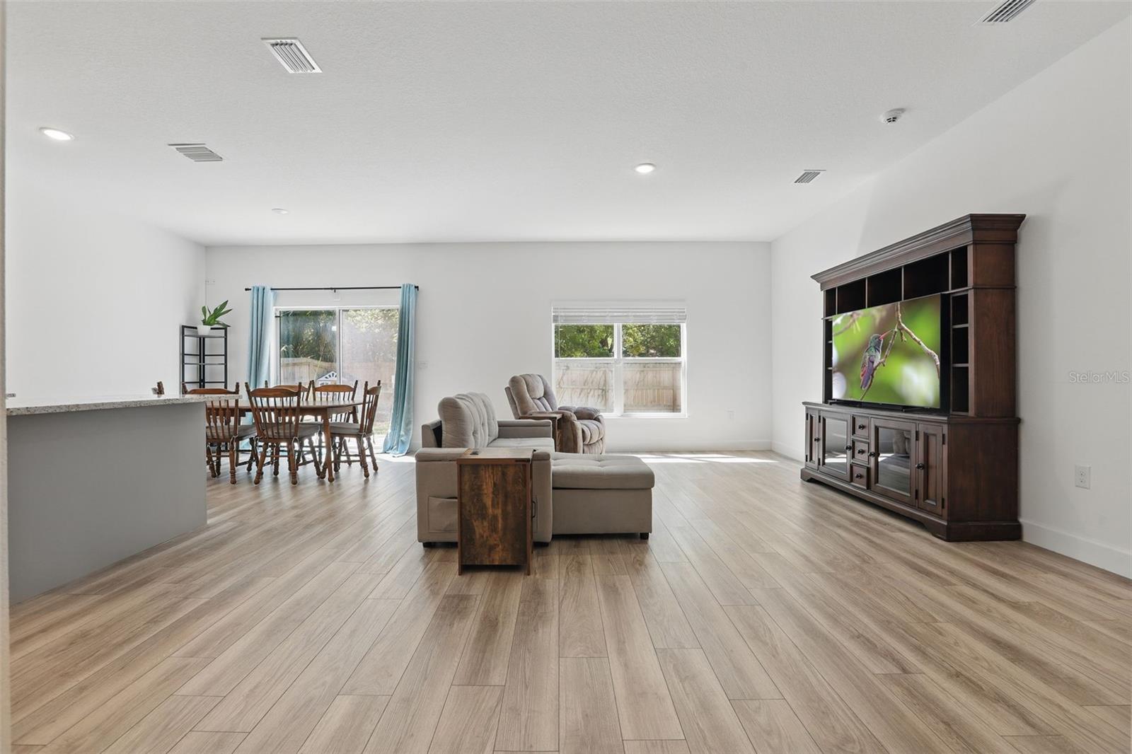Image 5 of 29 For 851 24th Place