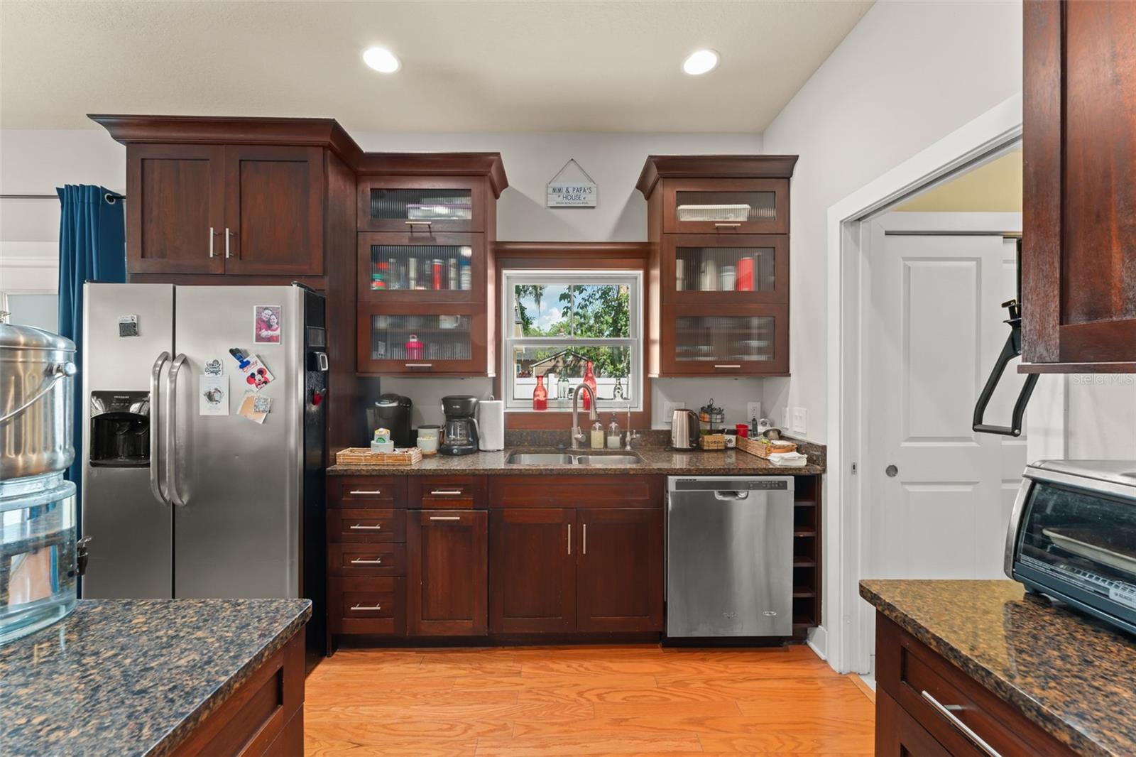 Image 13 of 64 For 2223 Amherst Avenue