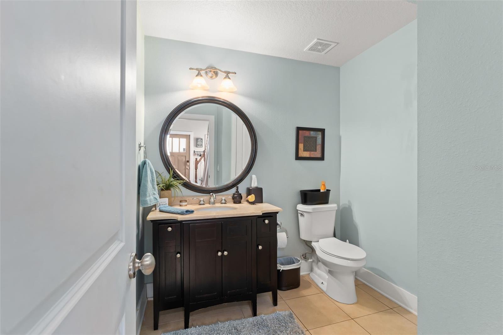 Image 15 of 64 For 2223 Amherst Avenue