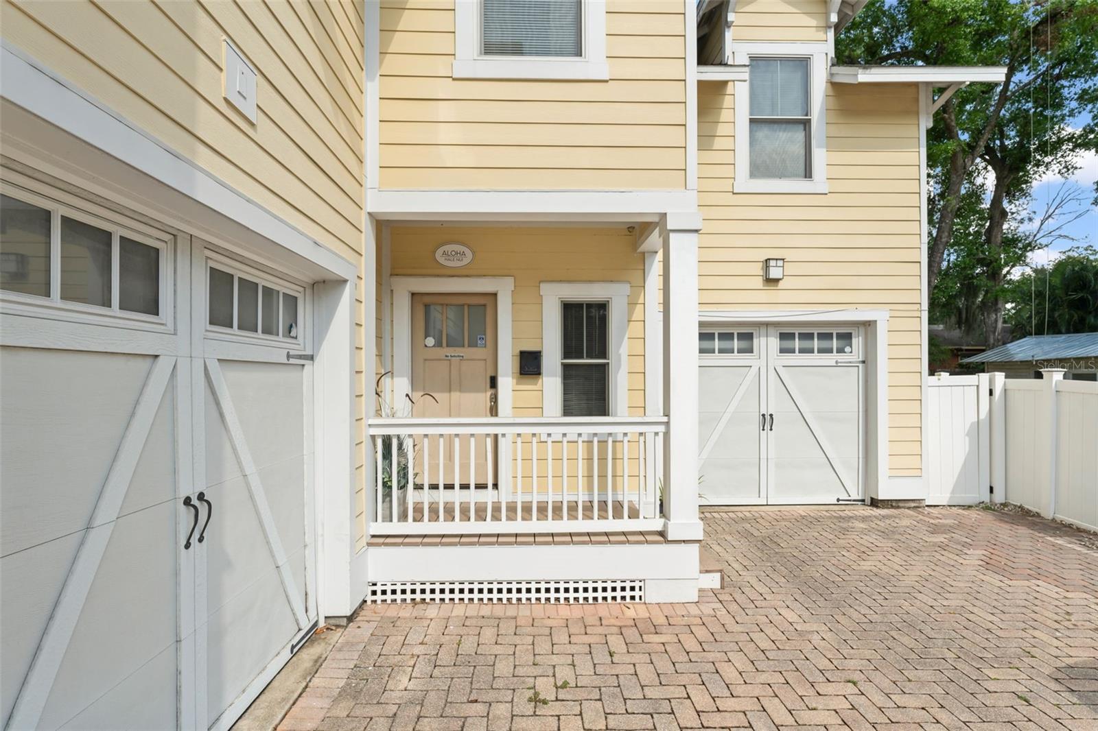 Image 3 of 64 For 2223 Amherst Avenue