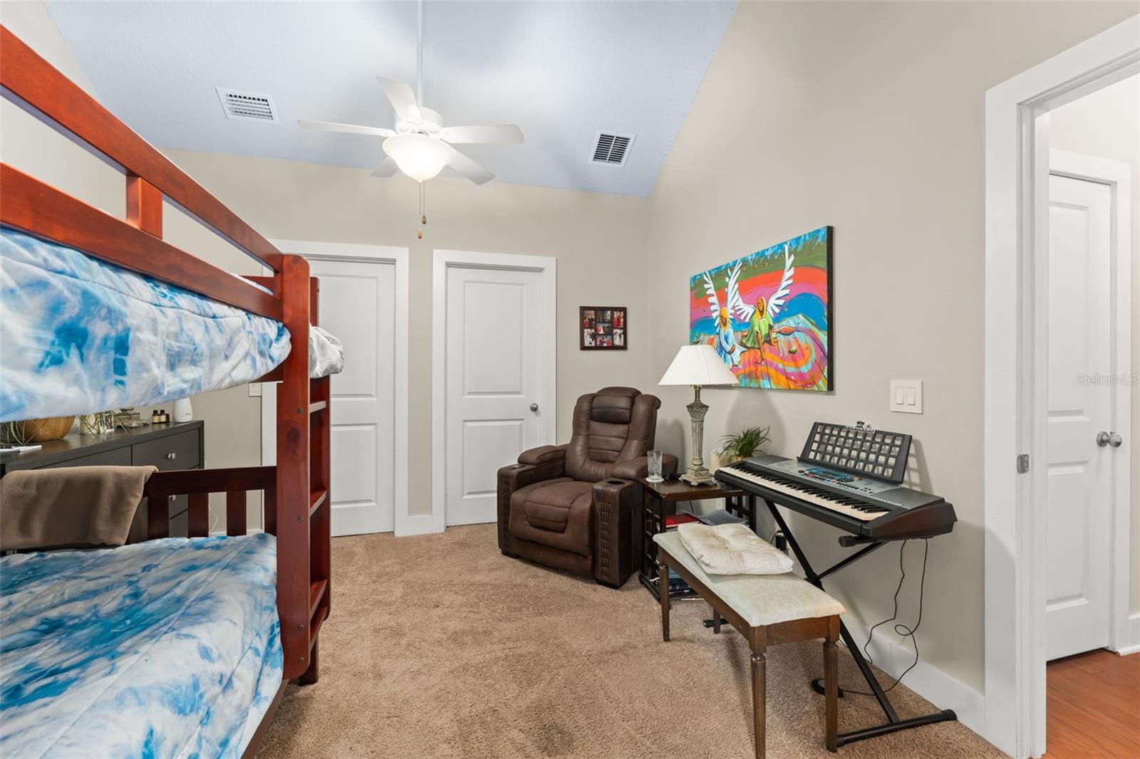 Image 33 of 64 For 2223 Amherst Avenue