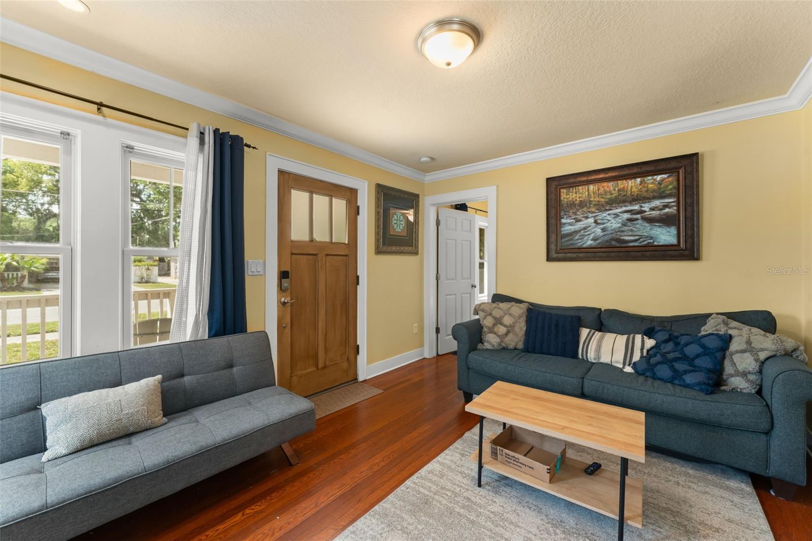 Image 35 of 64 For 2223 Amherst Avenue
