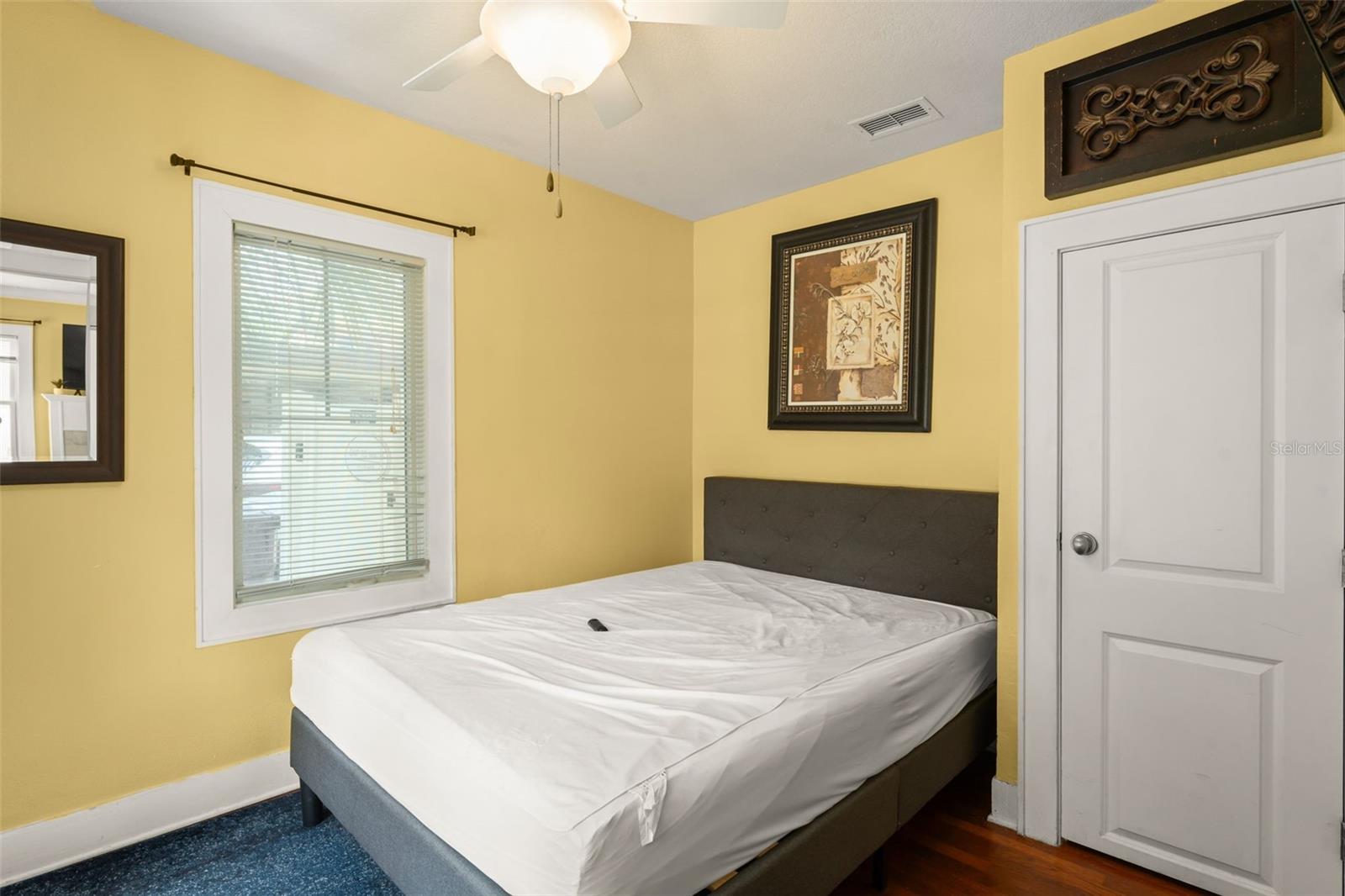 Image 36 of 64 For 2223 Amherst Avenue