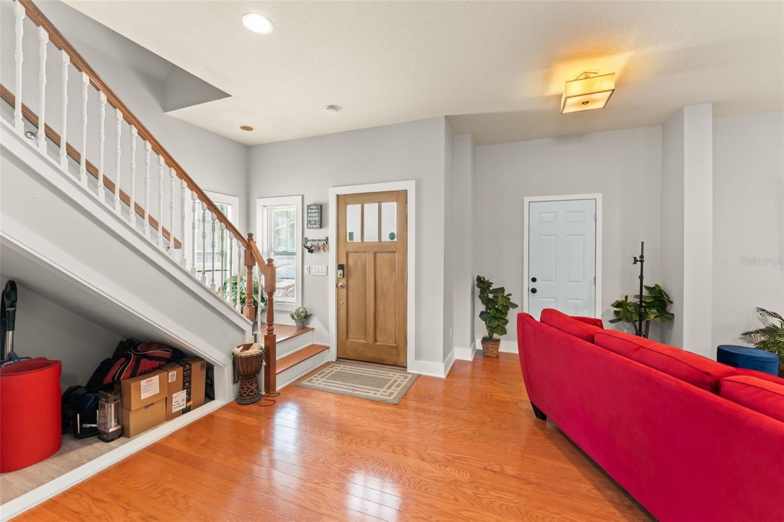 Image 4 of 64 For 2223 Amherst Avenue