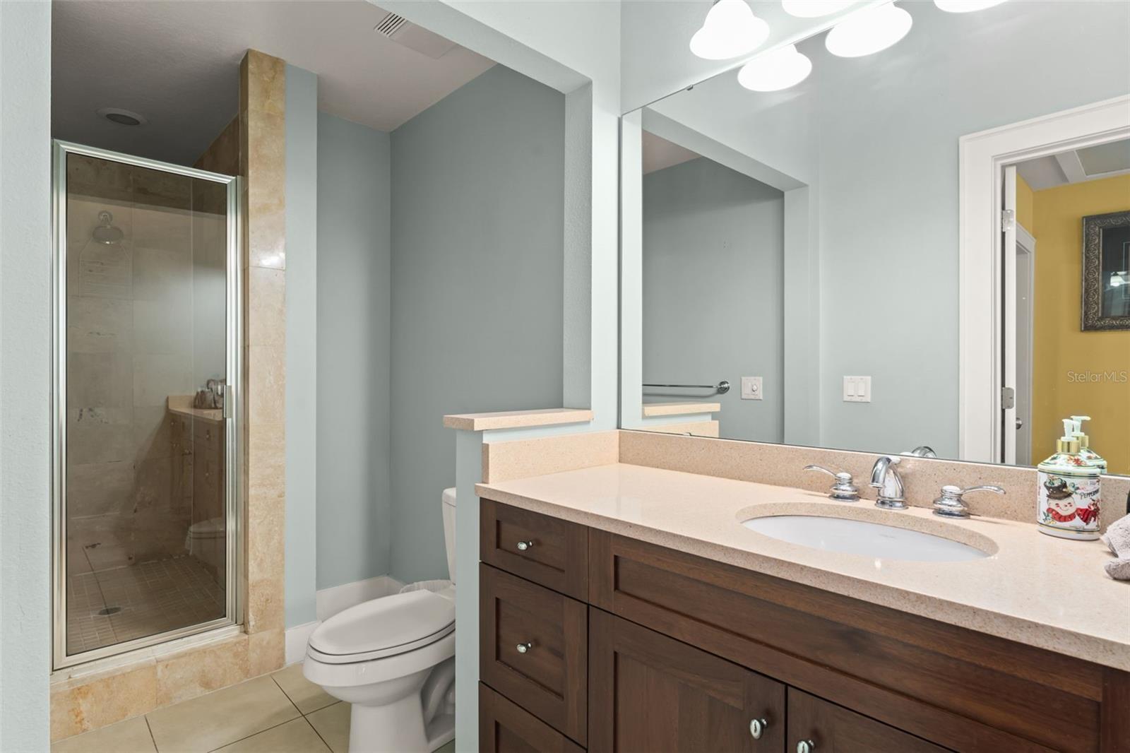 Image 42 of 64 For 2223 Amherst Avenue