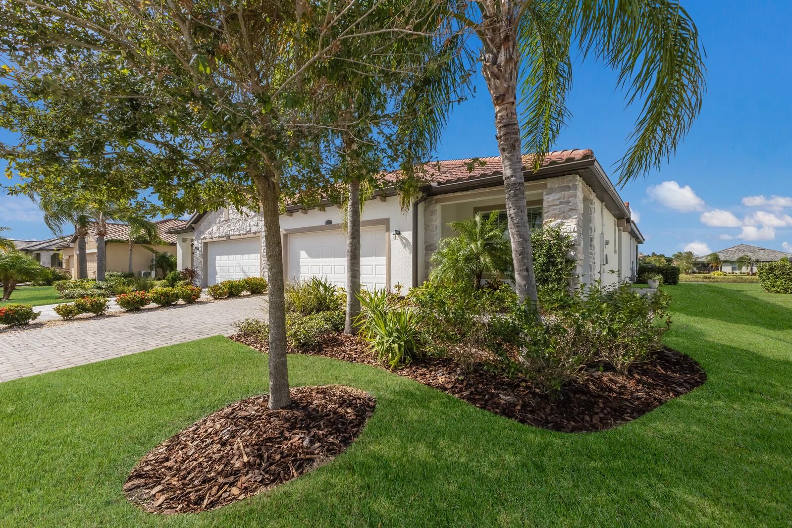 Image 4 of 65 For 2532 Avolet Court
