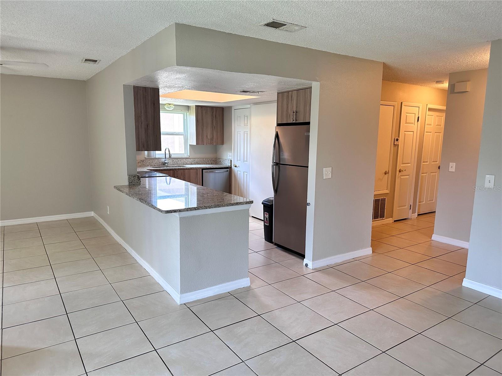 Image 7 of 25 For 9831 Barley Club Drive 8