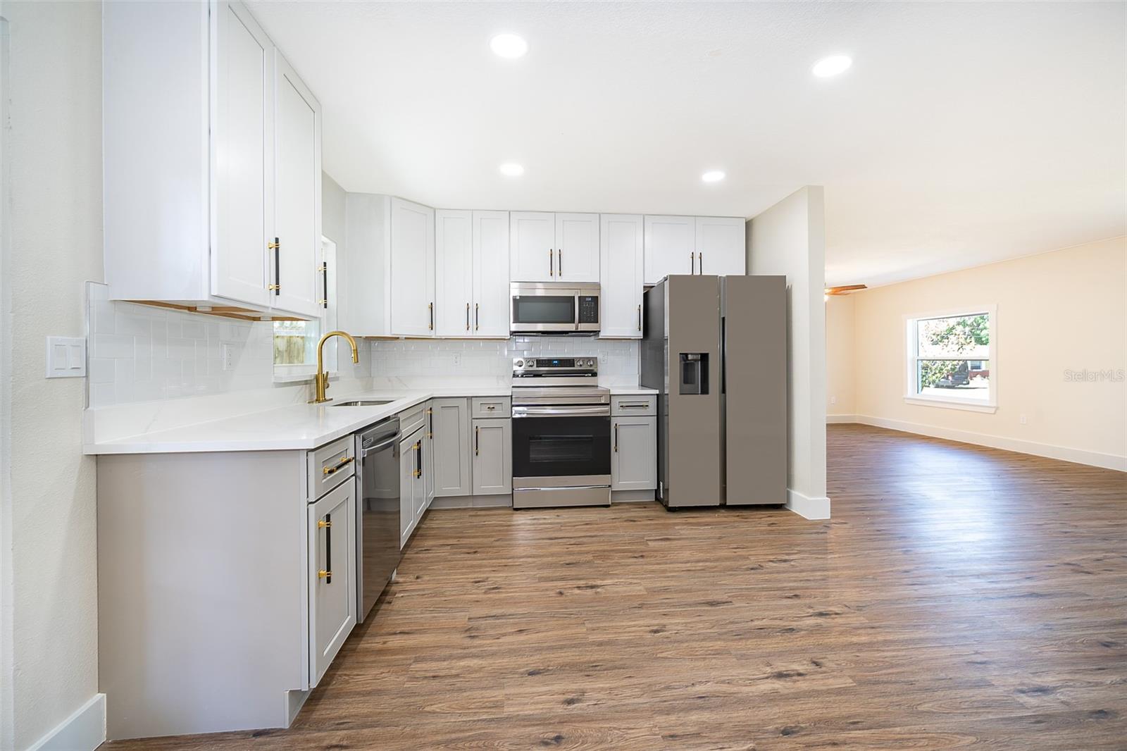 Image 10 of 26 For 3403 Canute Place