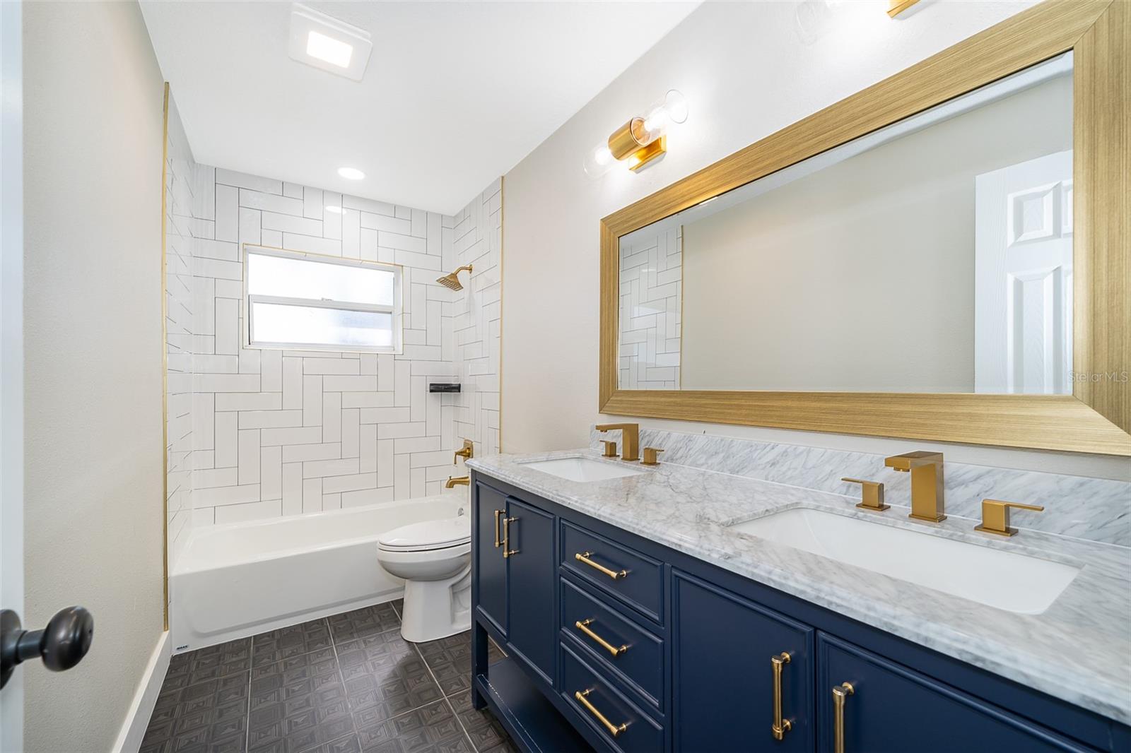 Image 13 of 26 For 3403 Canute Place