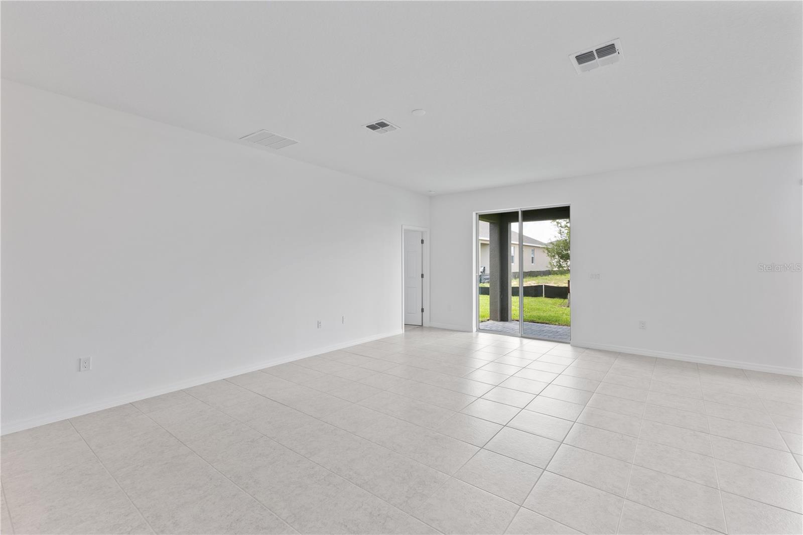 Image 11 of 11 For 499 Silver Palm Drive