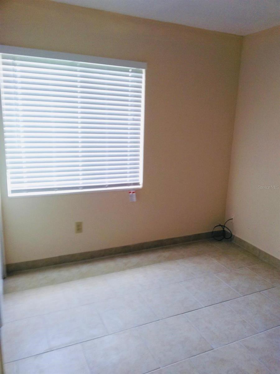 Image 5 of 32 For 602 Nicole Boulevard