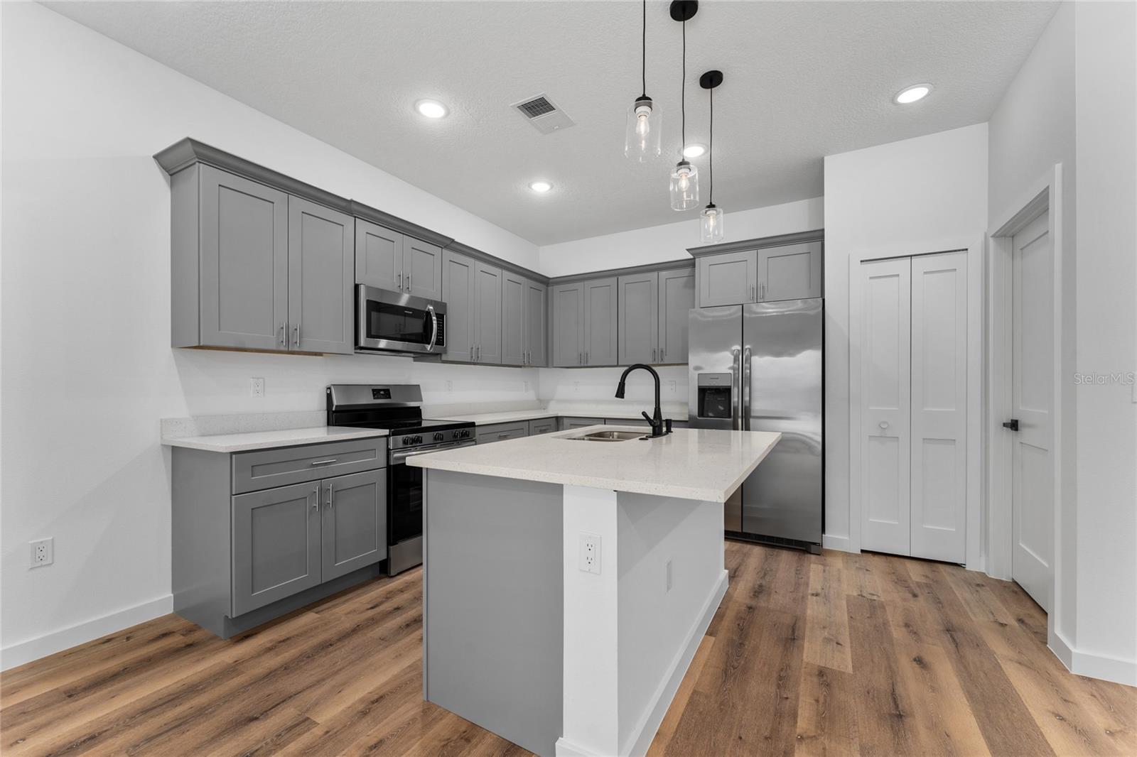 Image 16 of 44 For 7104 Maltese Drive