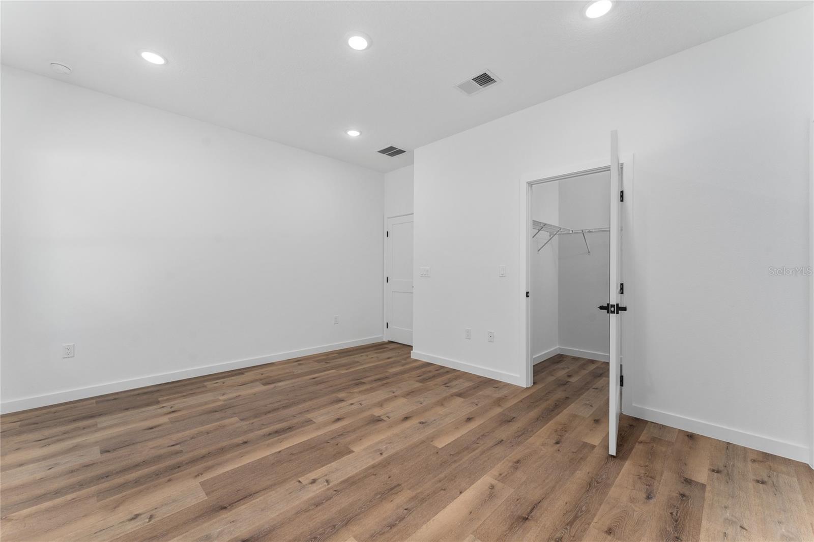 Image 21 of 44 For 7104 Maltese Drive