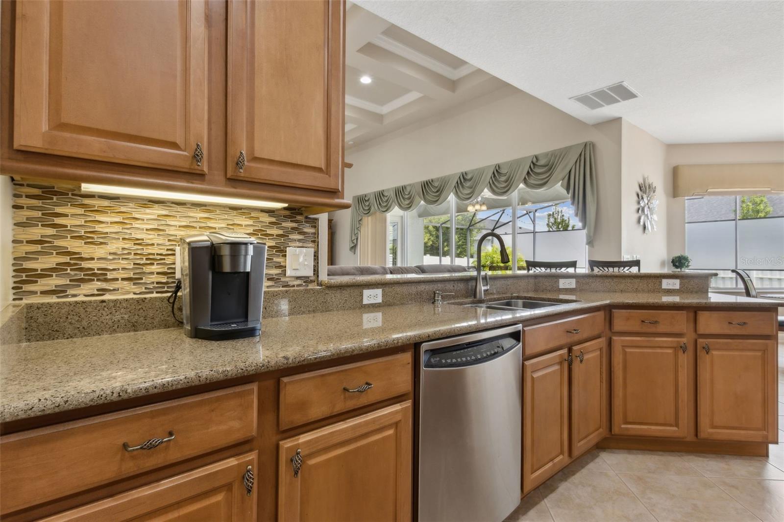 Image 27 of 78 For 724 Duff Dr  