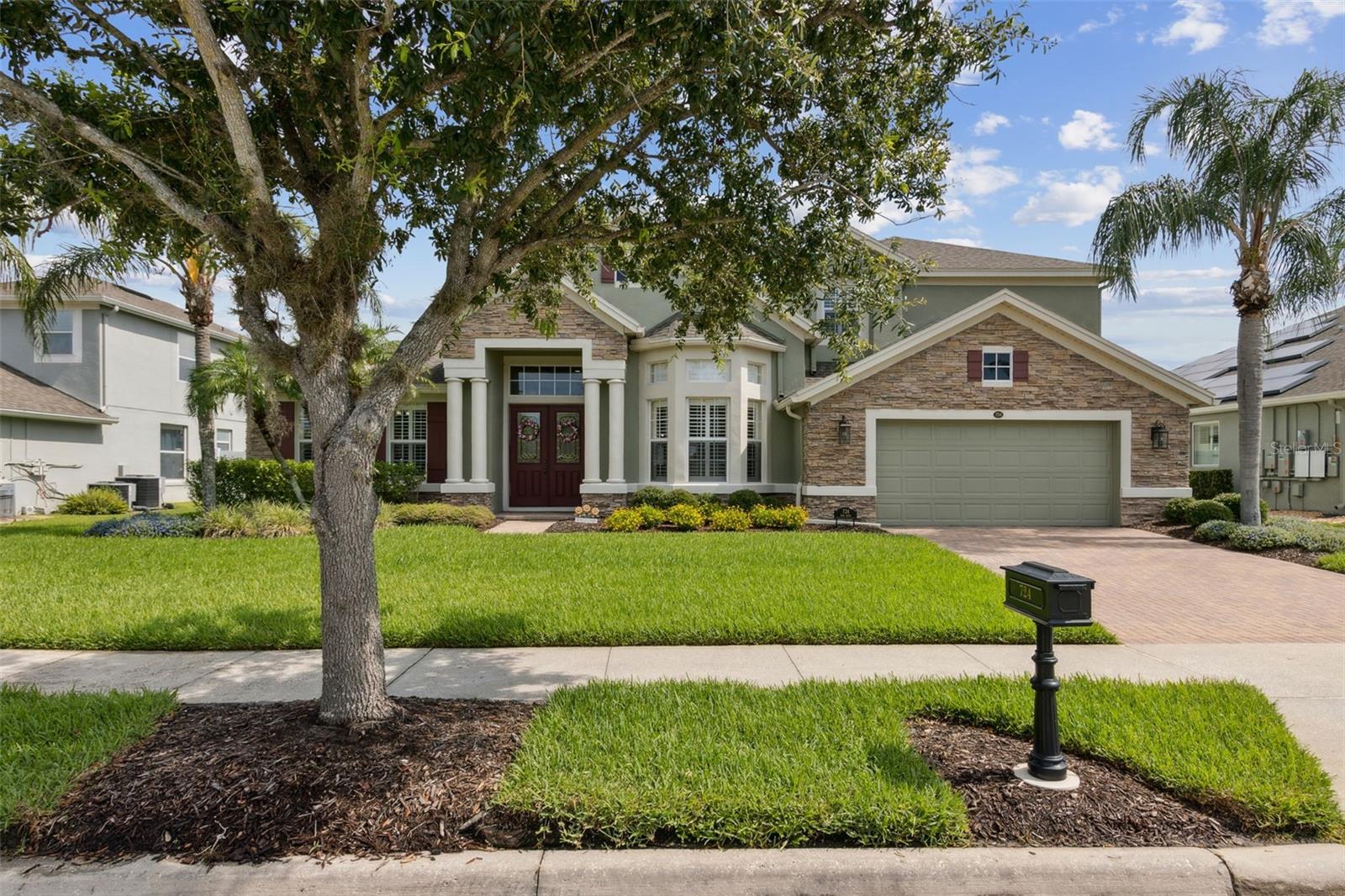 Image 3 of 78 For 724 Duff Dr  