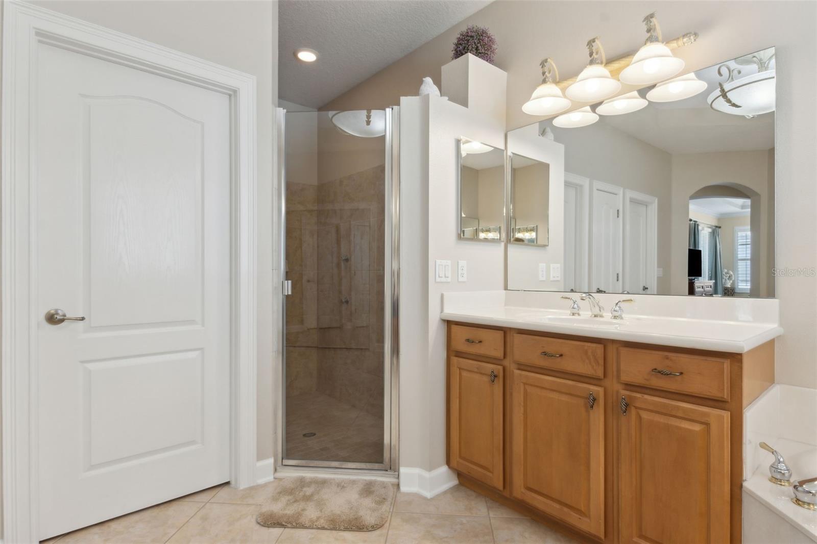 Image 38 of 78 For 724 Duff Dr  