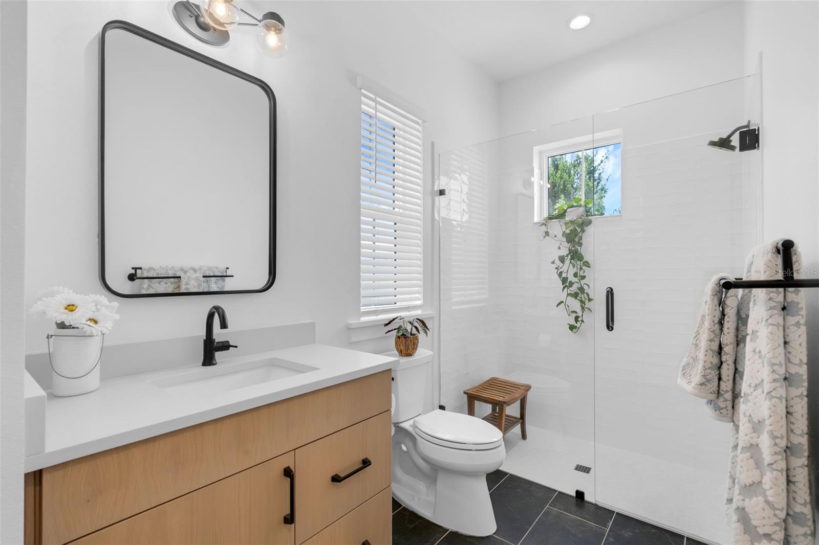 Image 30 of 59 For 1071 Kershaw Drive