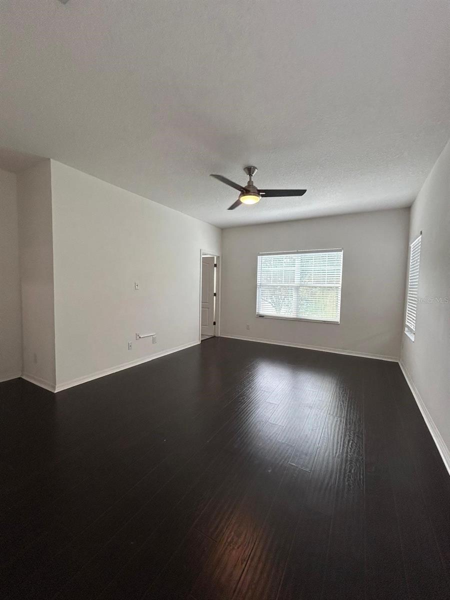 Image 7 of 18 For 11464 Center Lake Drive