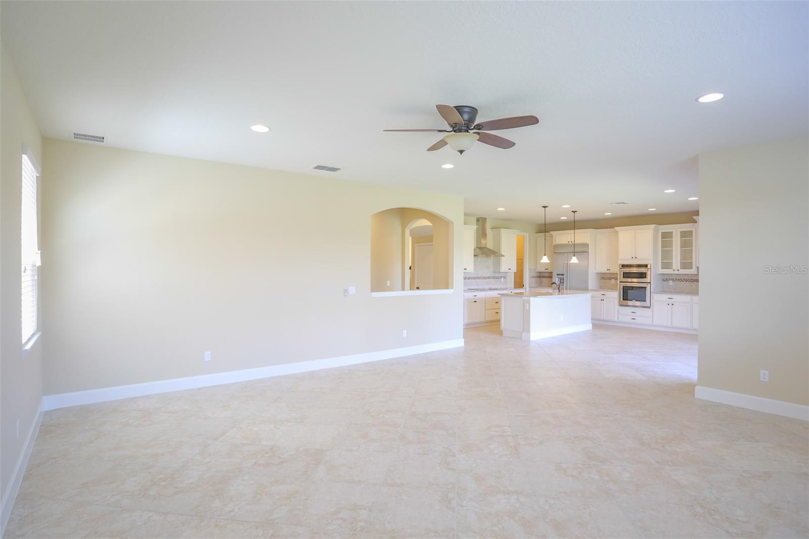 Image 13 of 35 For 12124 Uleta Lane