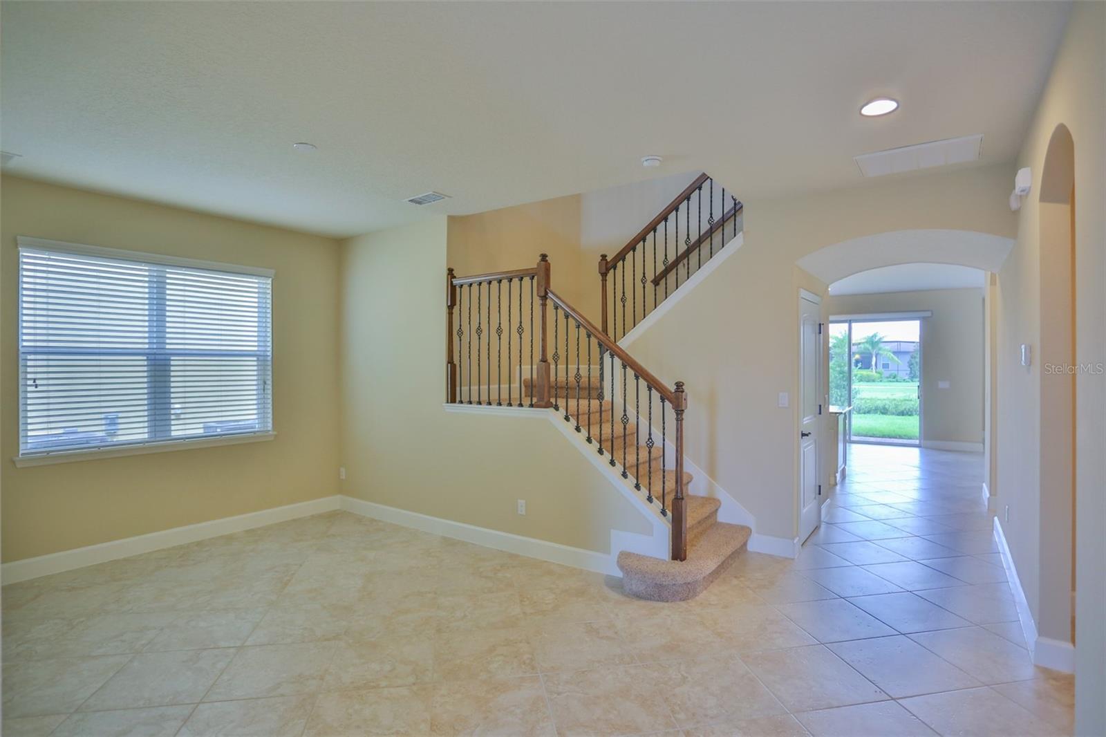 Image 9 of 35 For 12124 Uleta Lane