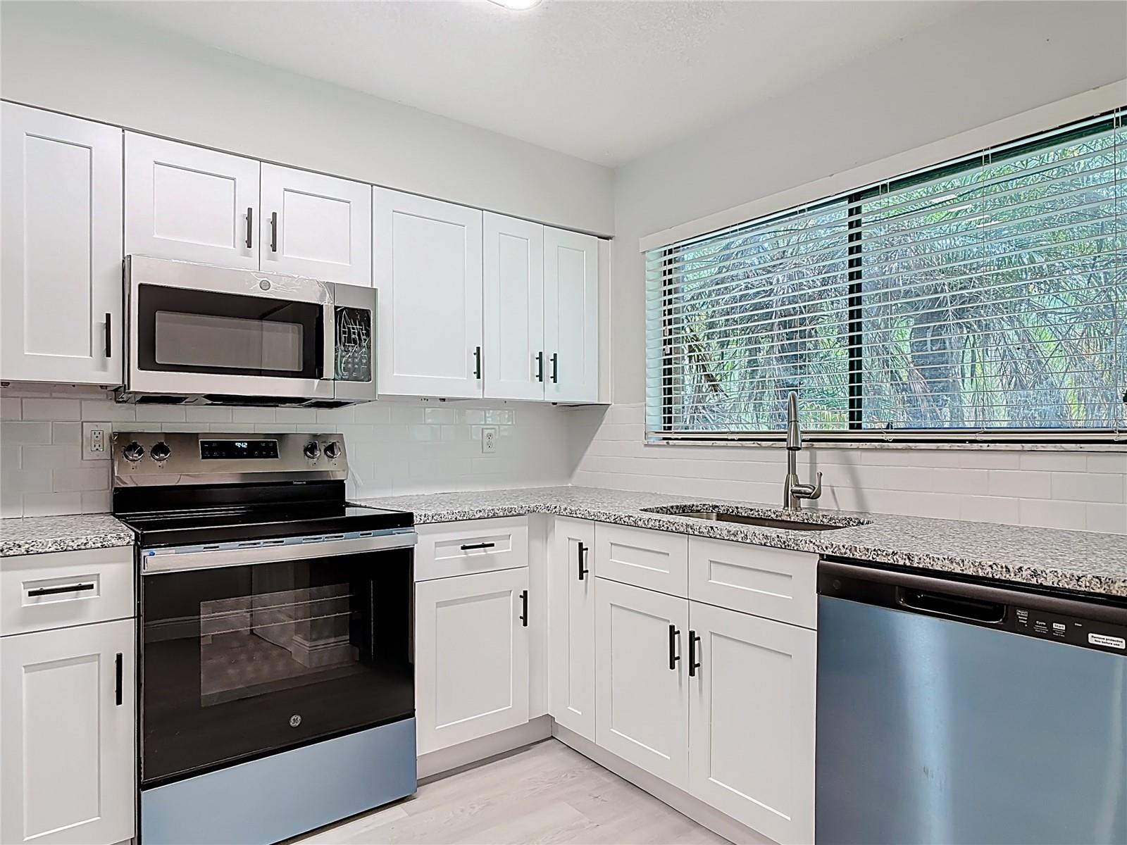 Image 17 of 33 For 1591 Revere Lane