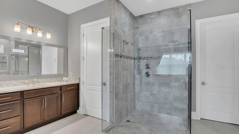 Image 18 of 57 For 13125 Alderley Drive