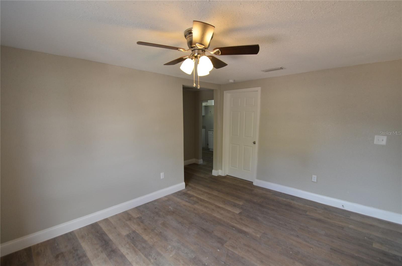 Image 12 of 22 For 1238 Conley Street
