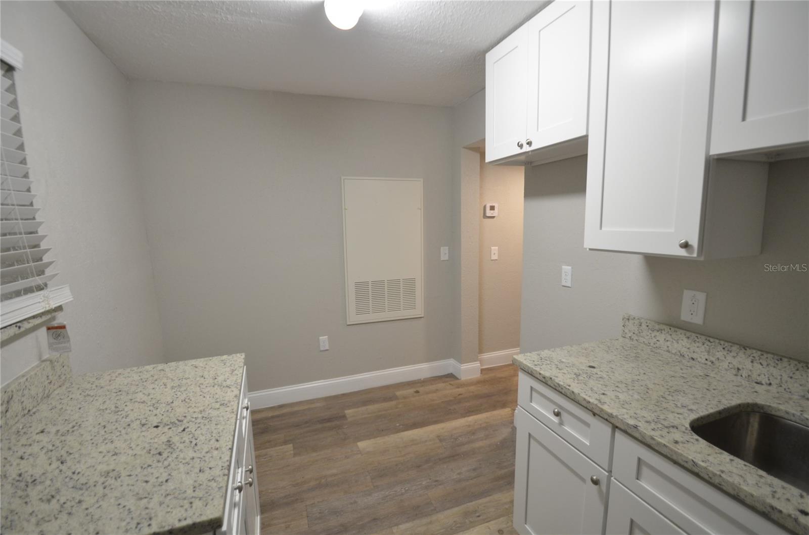 Image 5 of 22 For 1238 Conley Street