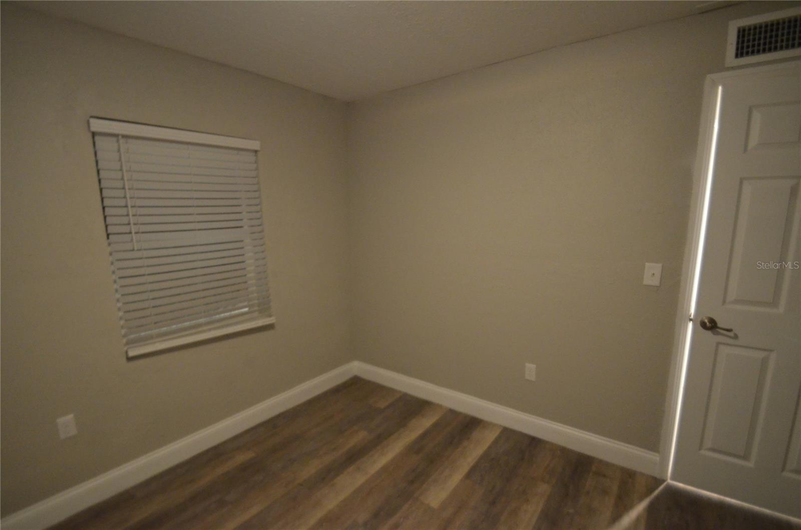 Image 8 of 22 For 1238 Conley Street