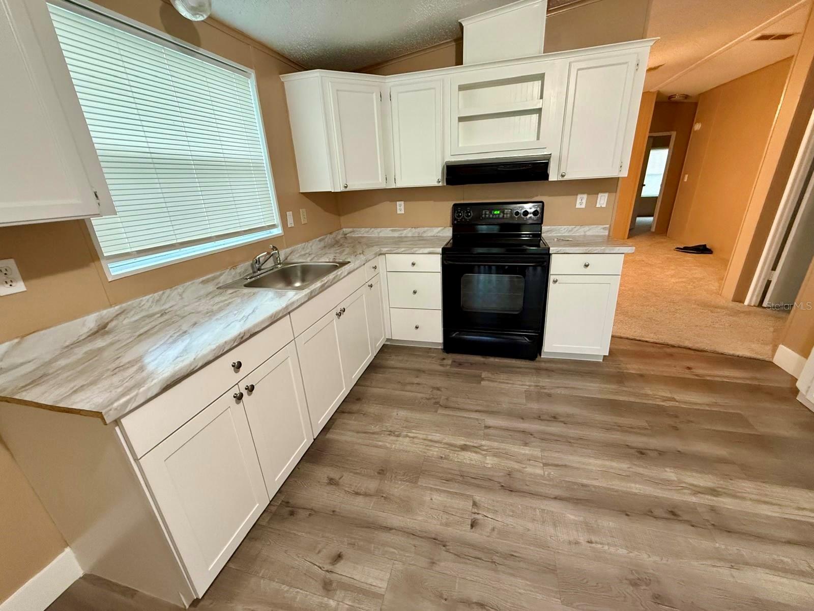 Image 5 of 27 For 2711 Cranmoor Drive