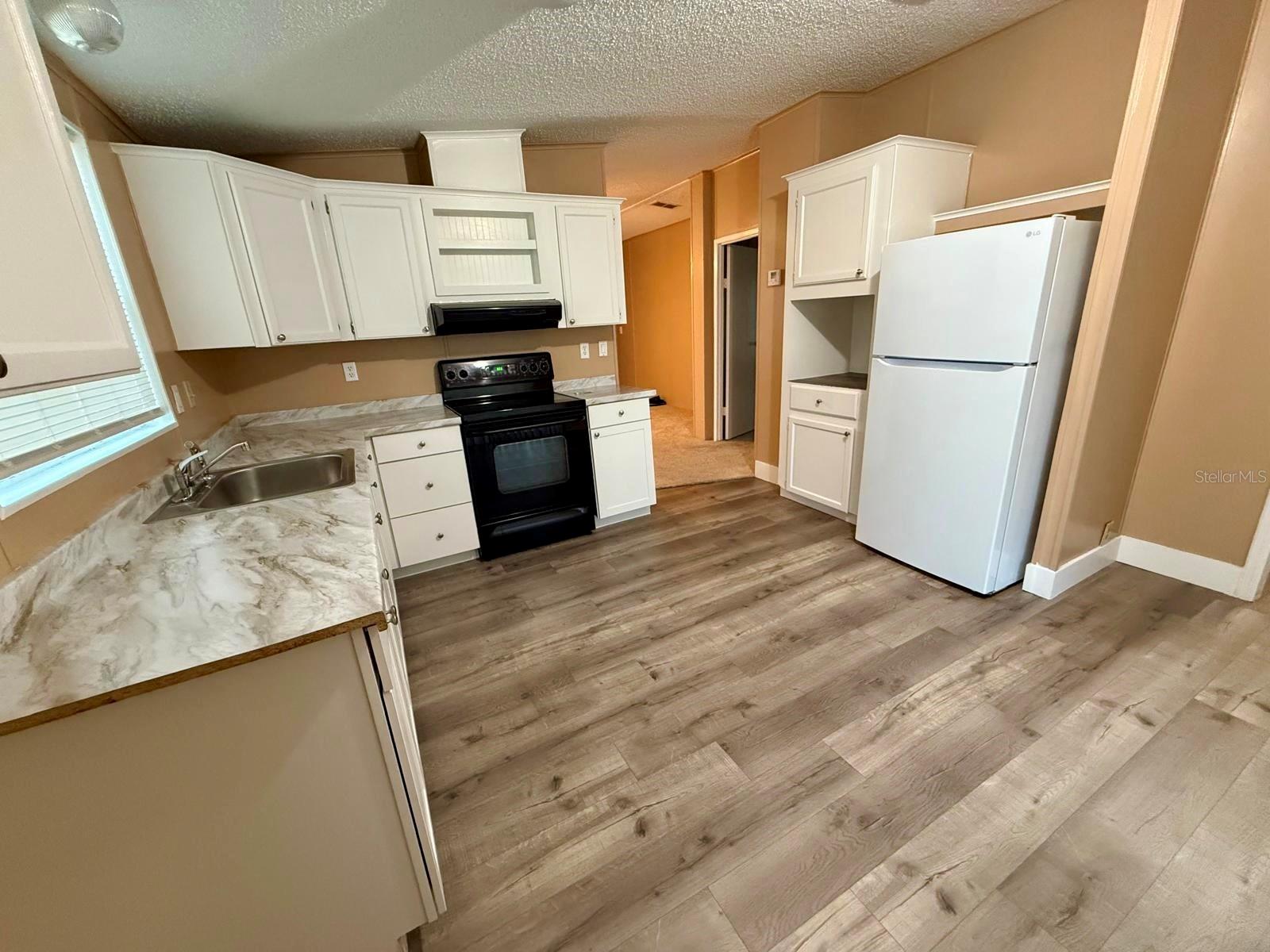 Image 6 of 27 For 2711 Cranmoor Drive