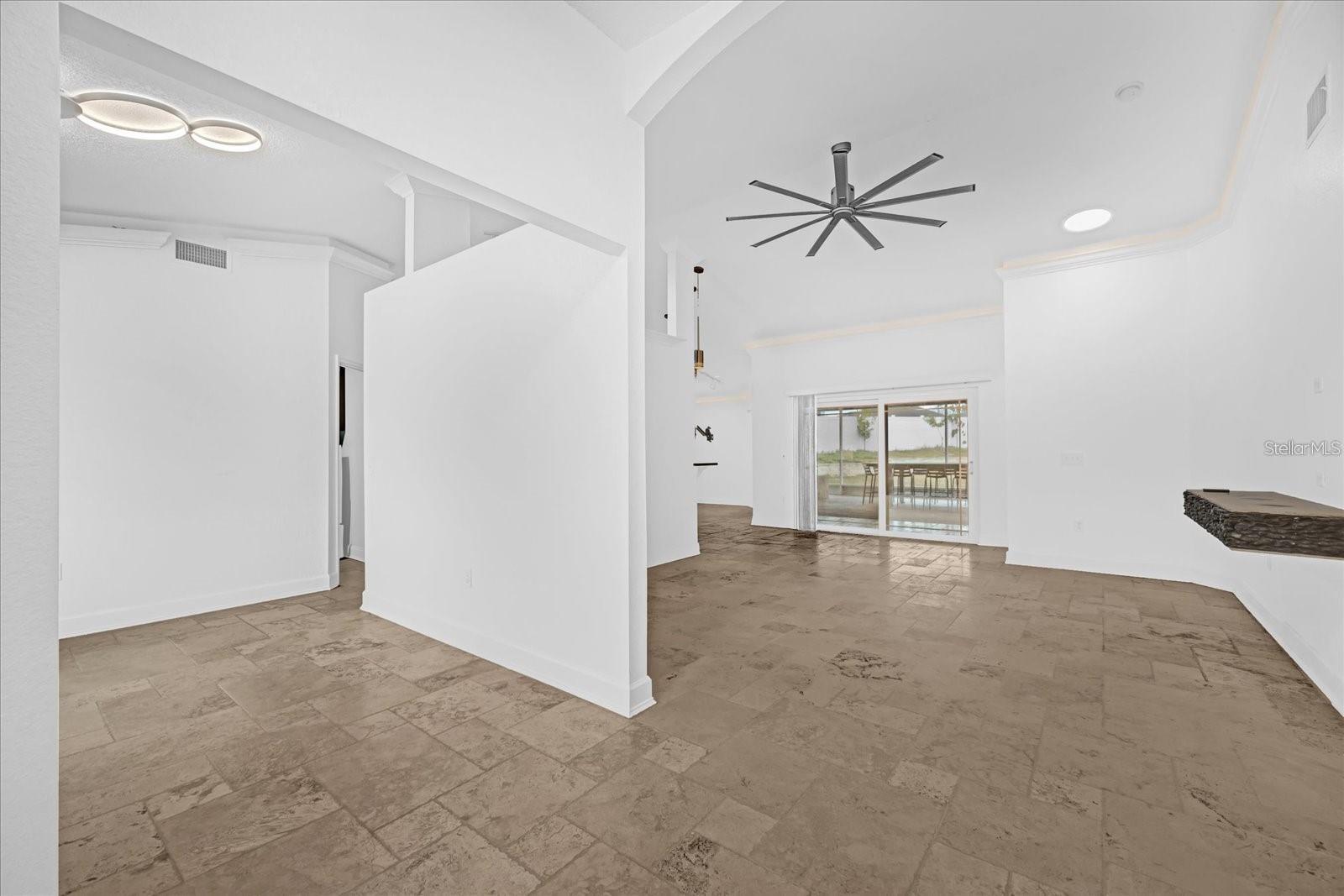 Image 11 of 24 For 3499 Summerwood Way