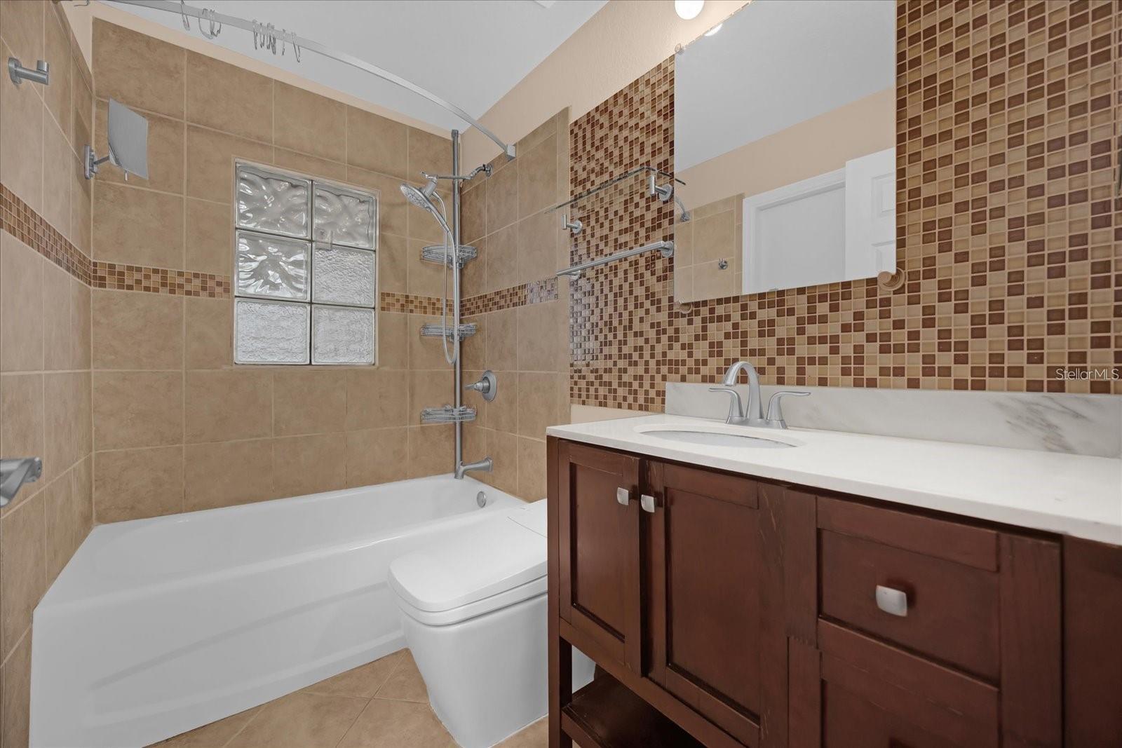 Image 18 of 24 For 3499 Summerwood Way